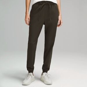 Lululemon Keep Moving Jogger pants dark olive green size 4